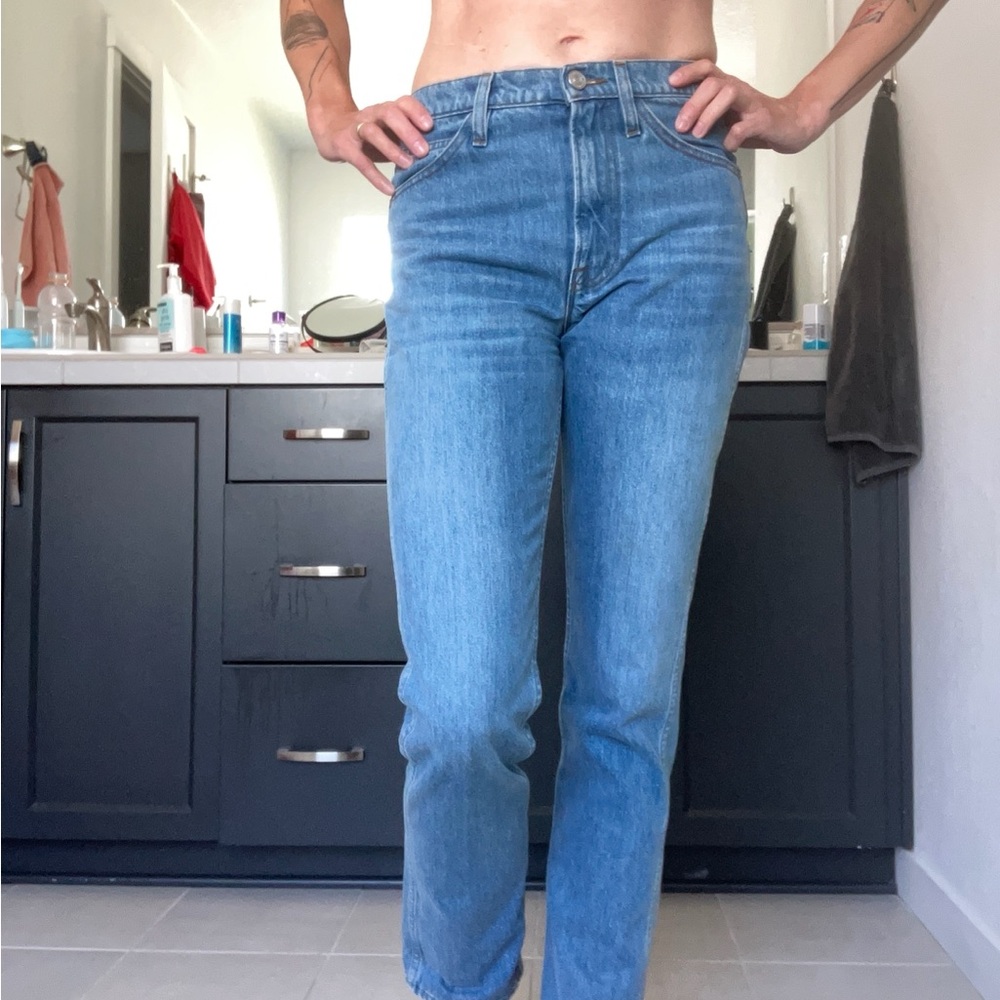 Frame Denim Riverwalk Straight leg jeans 26